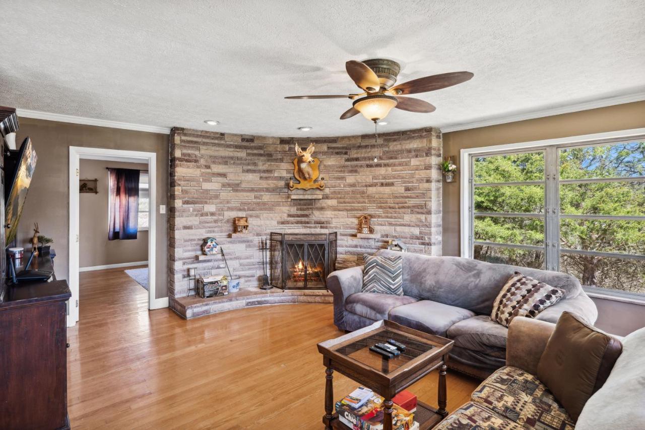 Mid-Century Vintage Brick Ranch Upstairs Guesthouse Sevierville Luaran gambar